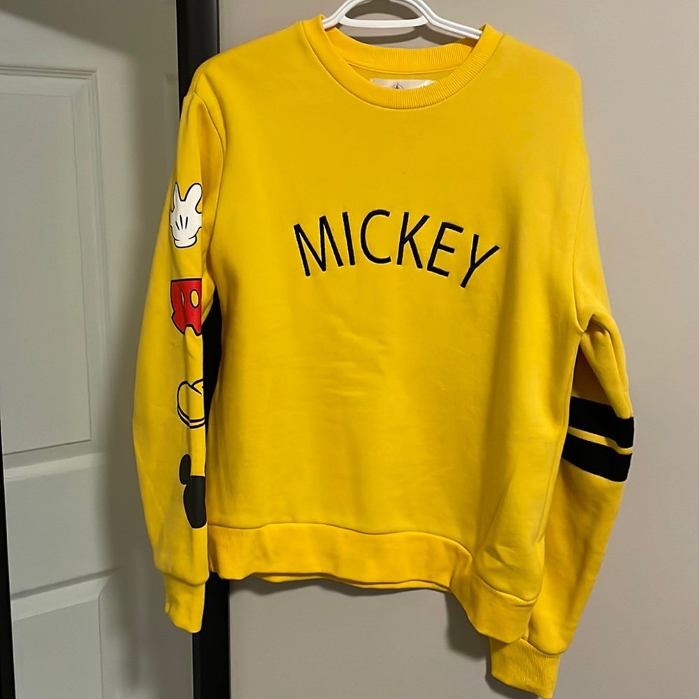 Ladies Disney Crewneck Sweater -Small